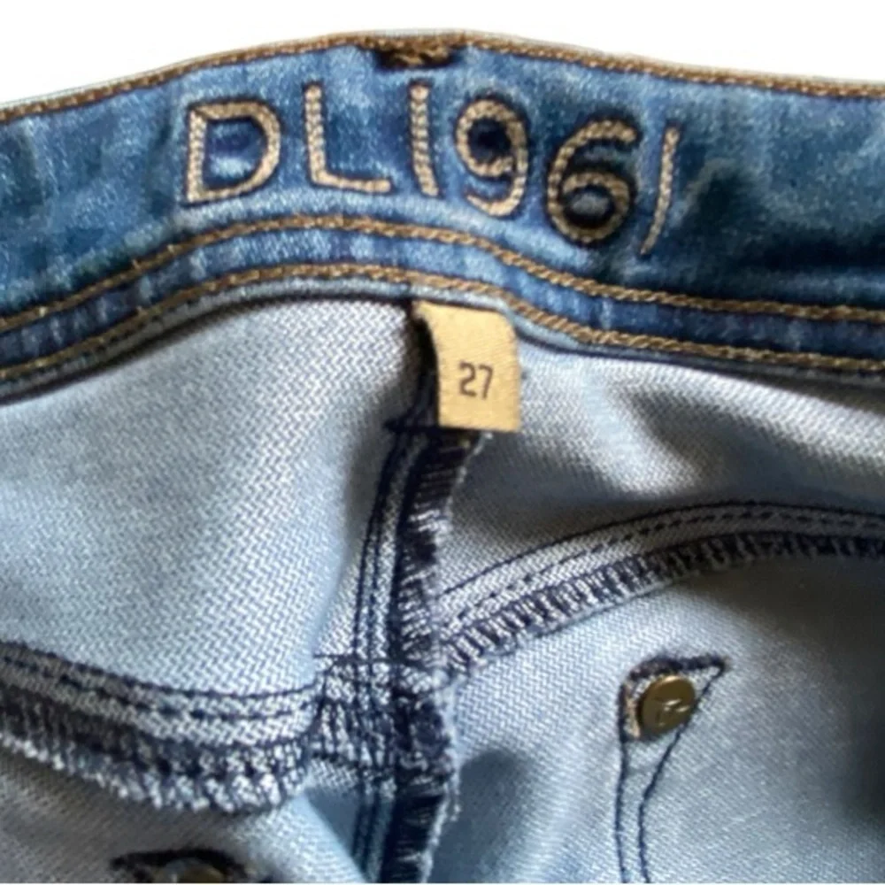 DL 1961 Emma Legging Jeans in Dyer - Picture 5 of 8